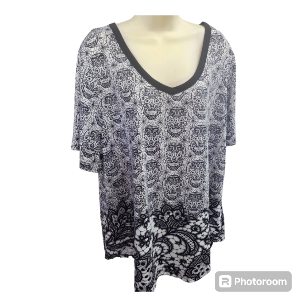 Lularoe Halloween Skull Iris XL
